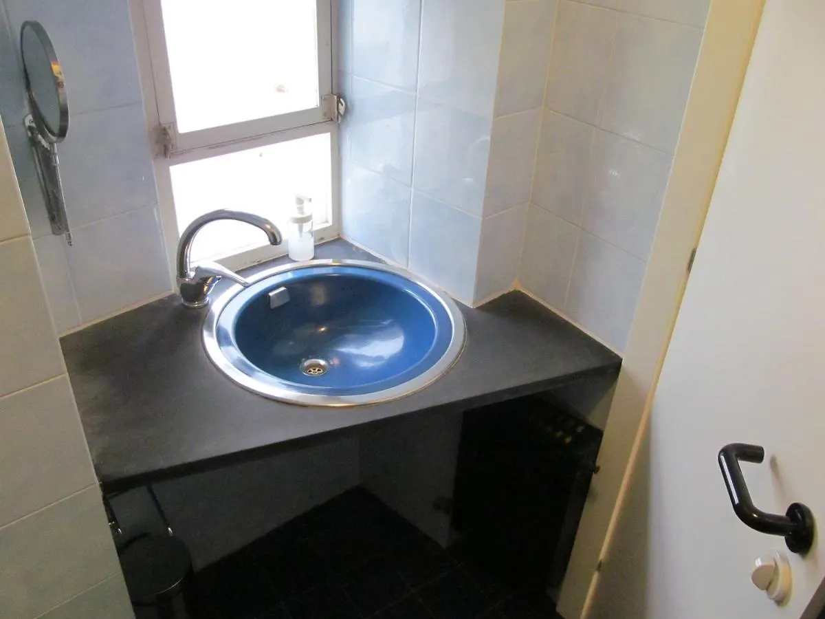 Old Town Guest House Генуя